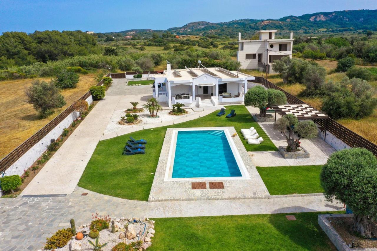 Marble Pool Villa Pastida Bagian luar foto